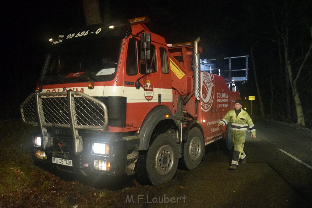 Container LKW umgestuerzt Koeln Brueck Bruecker- Dellbruecker Mauspfad P267.JPG - Miklos Laubert